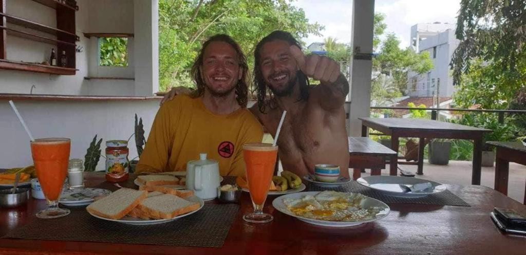 Lion Paradise Surf Beach Ματάρα Εξωτερικό φωτογραφία
